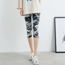 Load image into Gallery viewer, YSDNCHI Camouflage Print Leggings