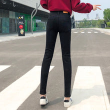 Load image into Gallery viewer, Stretch High Waist Classic Retro Jeans