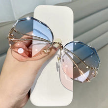Load image into Gallery viewer, Fashion Tea Gradient Sunglasses